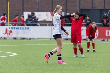 Bild 347 - wCJ Eimsbuettler TV : Altona 93 - Ergebnis: 1:1